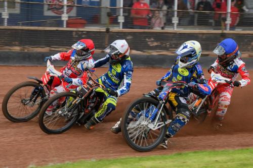 Courtesy of @George_Mutch_Photos